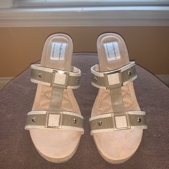 VALENCI - Picture 8 of 8